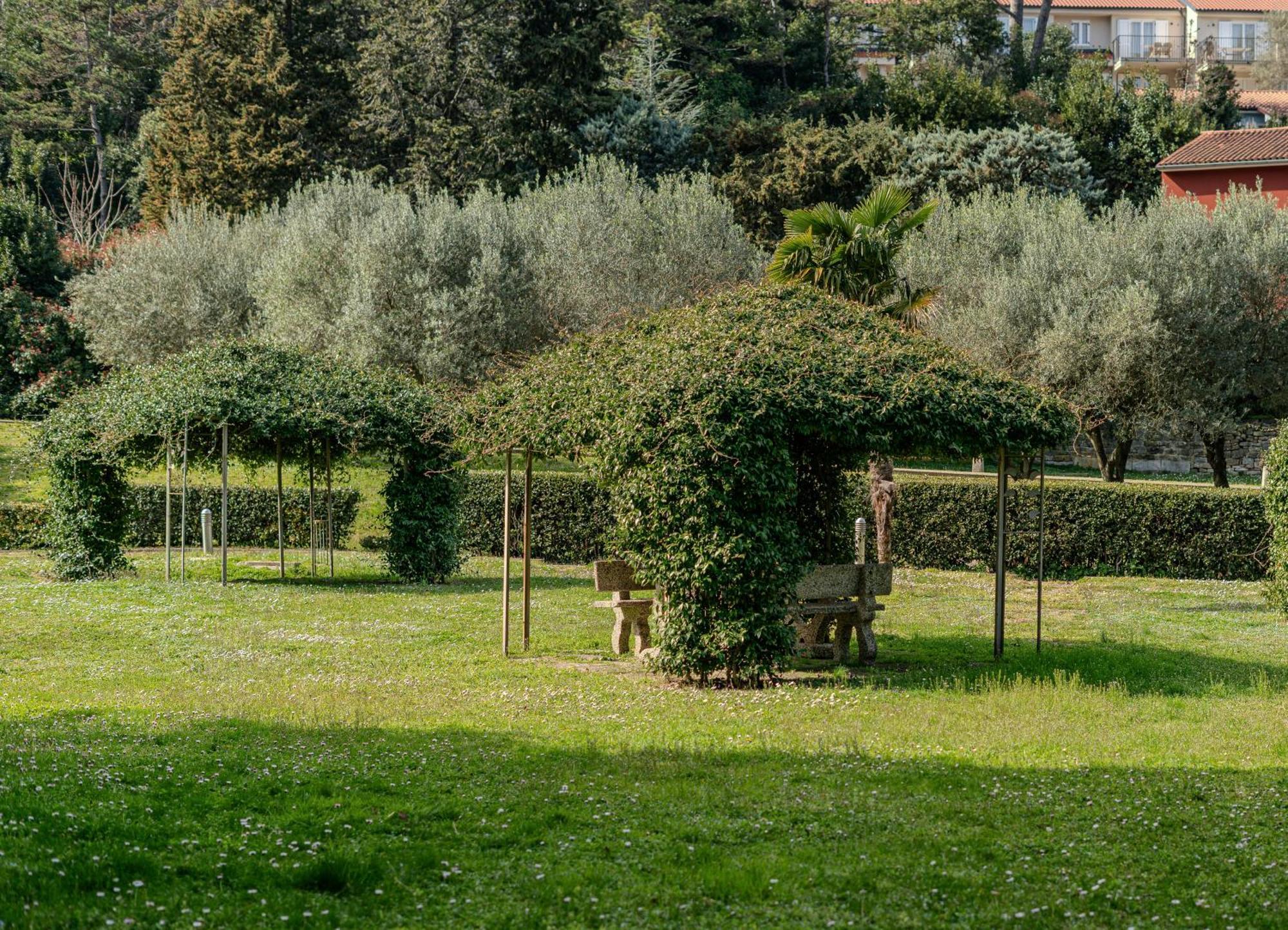 Villa Yadranka With Sea View Strunjan Exterior photo